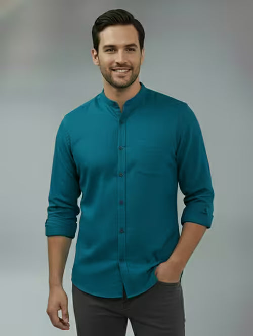 Men Solid Long Sleeve Regular Fit Casual Shirt